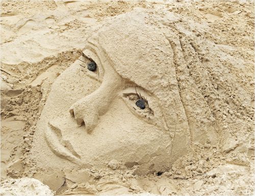 FACE IN THE SAND by Shirley Davis