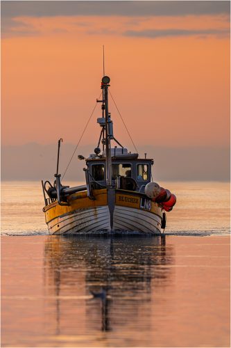 RETURNING TO PORT By Simon Wilkinson