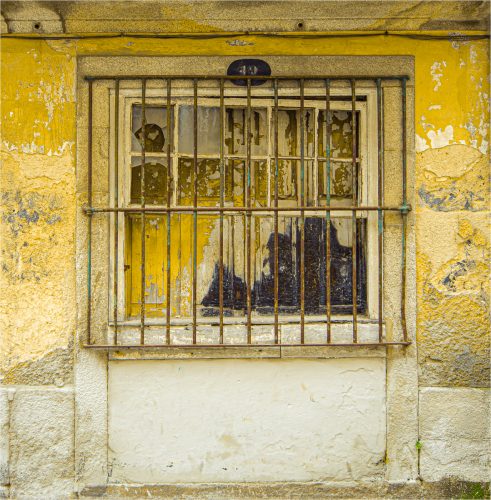 HIGH-SECURITY-FLAT-FOR-SALE-by-Michael-Poole