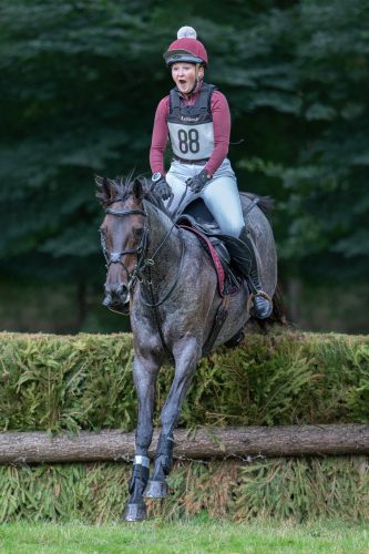 SURPRISE-JUMP-by-Simon-Beynon